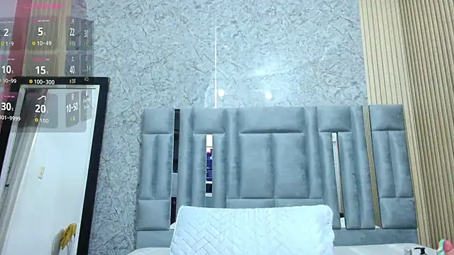 veronicaroose  online show from December 18, 2025, 12:44 pm