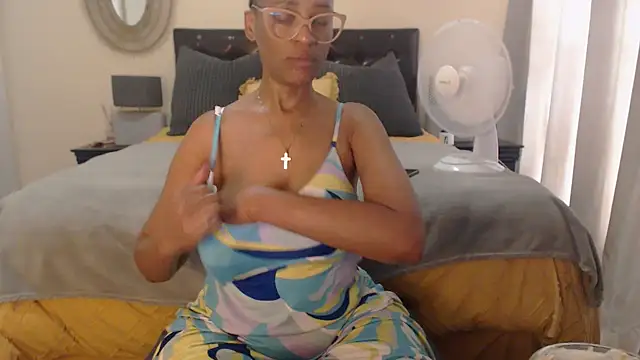 Snapshot of Creamyass22 chatting on December 14, 2024, 1:16 pm Creamyass22 online show from December 14, 2024, 1:16 pm