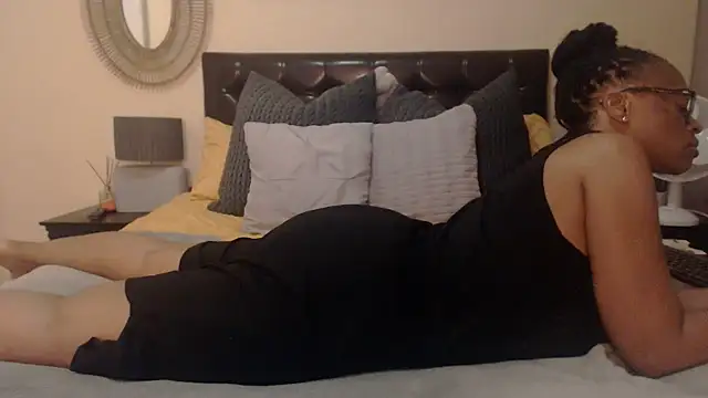 Snapshot of Creamyass22 chatting on March 21, 2025, 5:56 pm Creamyass22 online show from March 21, 2025, 5:56 pm