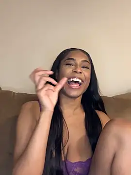 CandyLuxxxx online show from December 6, 2024, 9:02 pm