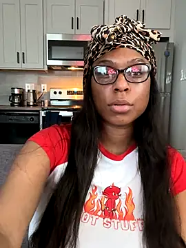 CandyLuxxxx online show from October 15, 2025, 11:16 pm