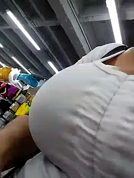 Snapshot of keilymadam chatting on January 24, 2025, 6:14 pm keilymadam online show from January 24, 2025, 6:14 pm