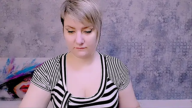 Djullia online show from February 17, 2025, 6:09 am