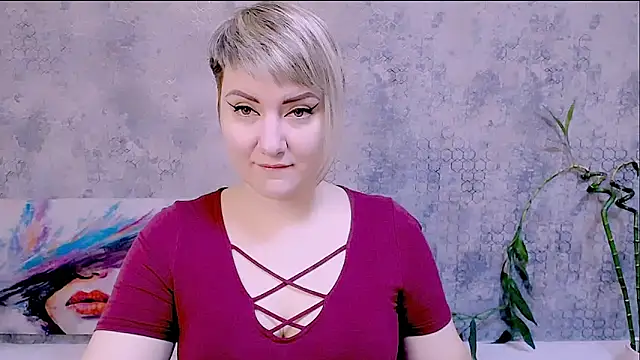 Djullia online show from November 30, 2025, 5:11 am