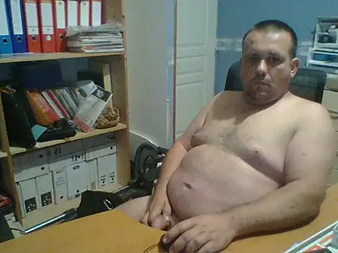 manubm03 online show from August 5, 2026, 4:48 am