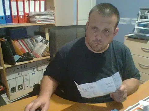 manubm03 online show from August 7, 2026, 12:07 pm