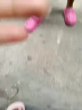 annie-19 online show from September 22, 2025, 7:27 pm