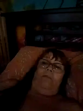 bellaau online show from January 12, 2025, 7:21 pm