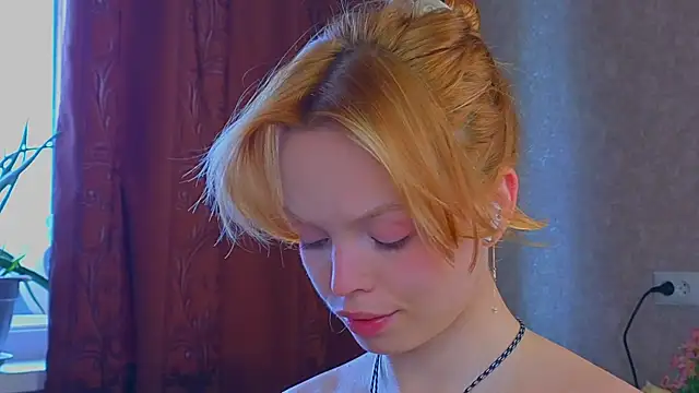 Snapshot of sinteas chatting on April 18, 2026, 10:41 am sinteas online show from April 18, 2026, 10:41 am