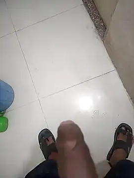 Snapshot of Roxy_Hard chatting on March 4, 2025, 10:27 pm Roxy Hard online show from March 4, 2025, 10:27 pm