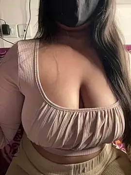 Snapshot of Janhvi_Bhabhi chatting on March 6, 2026, 3:52 pm Janhvi Bhabhi online show from March 6, 2026, 3:52 pm