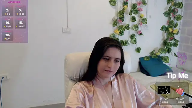 Snapshot of tania_sweet__ chatting on December 20, 2025, 8:49 pm tania sweet online show from December 20, 2025, 8:49 pm