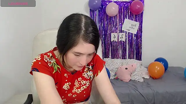 Snapshot of tania_sweet__ chatting on April 20, 2026, 3:37 pm tania sweet online show from April 20, 2026, 3:37 pm