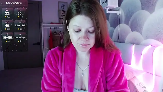 alekasamui online show from November 4, 2025, 11:04 pm