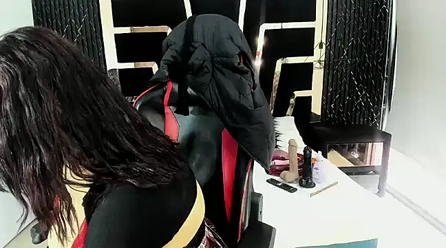 dirtylola39 online show from January 31, 2025, 1:45 pm