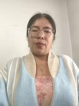 Snapshot of __valentina18 chatting on January 15, 2026, 1:05 pm valentina18 online show from January 15, 2026, 1:05 pm