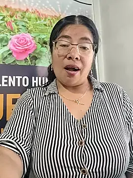 Snapshot of __valentina18 chatting on February 25, 2026, 12:59 pm valentina18 online show from February 25, 2026, 12:59 pm