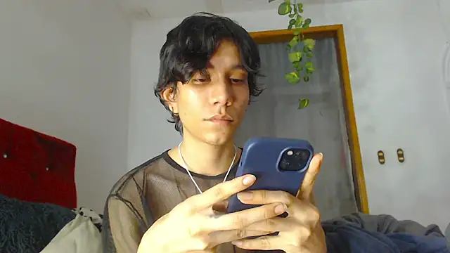 LAICK 01 online show from March 30, 2026, 5:52 am