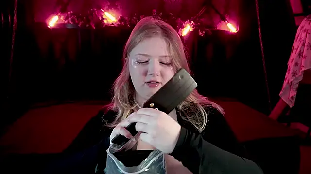 Tinker Belll online show from January 13, 2026, 8:14 pm