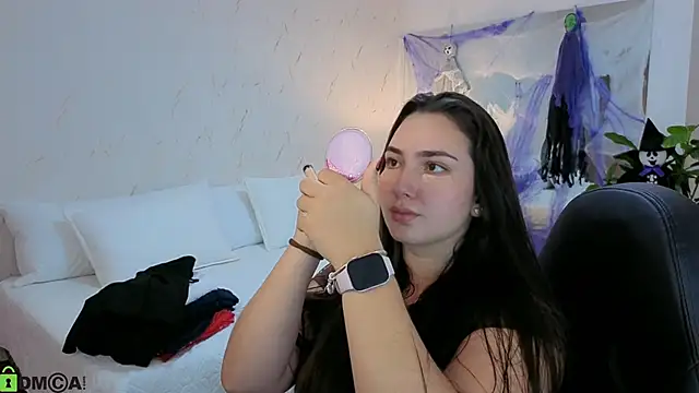 ava blue online show from October 20, 2025, 7:47 pm