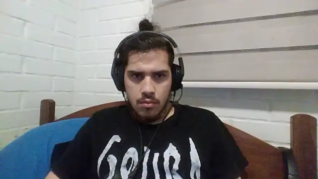 hung weeb online show from December 2, 2024, 12:09 am