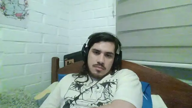 hung weeb online show from January 11, 2025, 1:37 am