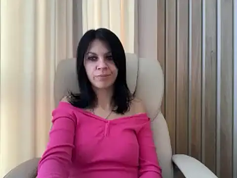 InjaAtHome online show from November 19, 2025, 8:14 am