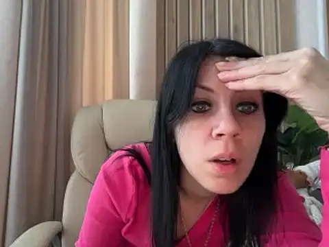 Snapshot of InjaAtHome chatting on February 11, 2026, 6:51 am InjaAtHome online show from February 11, 2026, 6:51 am