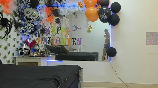 ChoreyTaiylor online show from October 5, 2025, 2:26 pm