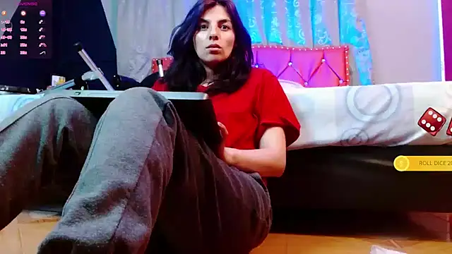 Snapshot of julieth_sex1 chatting on January 13, 2025, 12:09 am julieth sex1 online show from January 13, 2025, 12:09 am