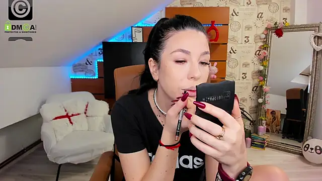 EmillyTaylor online show from January 7, 2026, 4:48 am