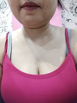 soniya cute online show from May 14, 2026, 6:47 pm