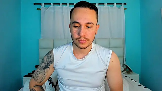 Snapshot of juan__jimenez chatting on November 15, 2025, 9:11 pm juan jimenez online show from November 15, 2025, 9:11 pm