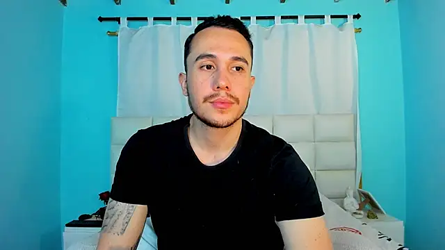 Snapshot of juan__jimenez chatting on November 19, 2025, 11:49 pm juan jimenez online show from November 19, 2025, 11:49 pm