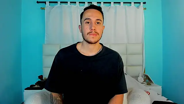 Snapshot of juan__jimenez chatting on November 20, 2025, 9:47 pm juan jimenez online show from November 20, 2025, 9:47 pm