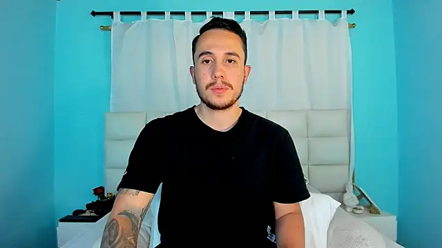 Snapshot of juan__jimenez chatting on November 26, 2025, 10:11 pm juan jimenez online show from November 26, 2025, 10:11 pm