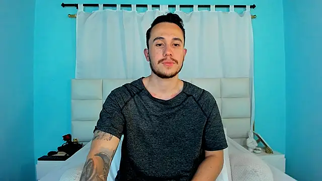 Snapshot of juan__jimenez chatting on December 1, 2025, 12:15 am juan jimenez online show from December 1, 2025, 12:15 am