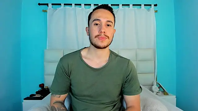 Snapshot of juan__jimenez chatting on December 1, 2025, 10:04 pm juan jimenez online show from December 1, 2025, 10:04 pm