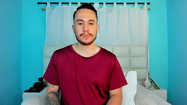 Snapshot of juan__jimenez chatting on December 16, 2025, 12:15 am juan jimenez online show from December 16, 2025, 12:15 am