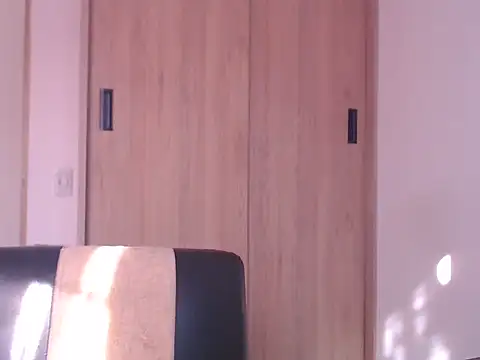 Snapshot of ChrisDamon chatting on October 26, 2025, 1:28 pm ChrisDamon online show from October 26, 2025, 1:28 pm