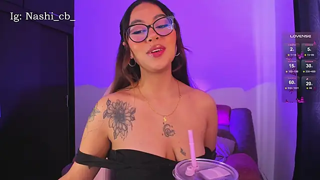 Snapshot of Nasha_abby chatting on October 7, 2025, 5:21 pm Nasha abby online show from October 7, 2025, 5:21 pm