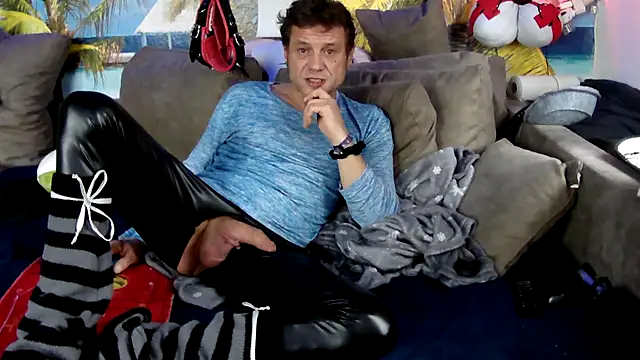 druckfug online show from November 24, 2025, 8:58 am