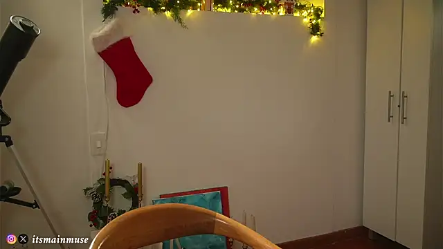 Snapshot of raphttalia_ chatting on December 22, 2025, 10:18 pm raphttalia online show from December 22, 2025, 10:18 pm