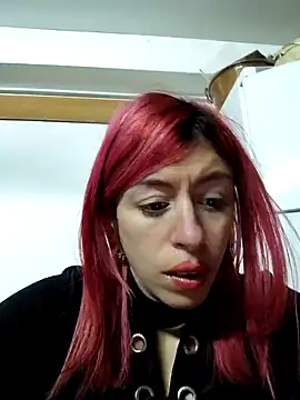 Snapshot of Annarella_Pika chatting on December 6, 2024, 10:30 pm Annarella Pika online show from December 6, 2024, 10:30 pm