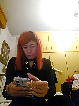 Snapshot of Annarella_Pika chatting on December 7, 2024, 11:45 pm Annarella Pika online show from December 7, 2024, 11:45 pm