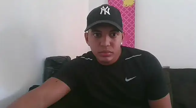 Snapshot of elperrys chatting on March 9, 2025, 7:59 pm elperrys online show from March 9, 2025, 7:59 pm