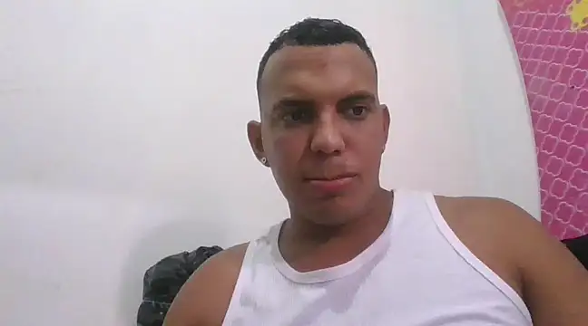 Snapshot of elperrys chatting on March 15, 2025, 4:21 pm elperrys online show from March 15, 2025, 4:21 pm