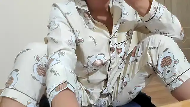 Snapshot of Beauty_Asian_Tina chatting on February 5, 2025, 11:34 am Beauty Asian Tina online show from February 5, 2025, 11:34 am
