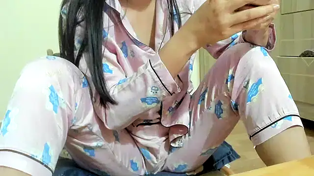 Snapshot of Beauty_Asian_Tina chatting on February 7, 2025, 6:34 pm Beauty Asian Tina online show from February 7, 2025, 6:34 pm