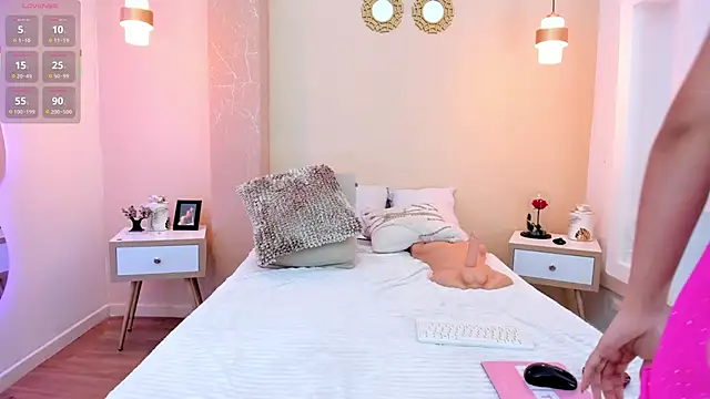 Snapshot of RachelMorgan01 chatting on October 5, 2025, 7:23 pm RachelMorgan01 online show from October 5, 2025, 7:23 pm